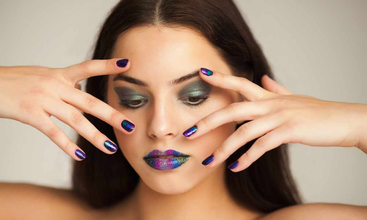 How to make up house nails
