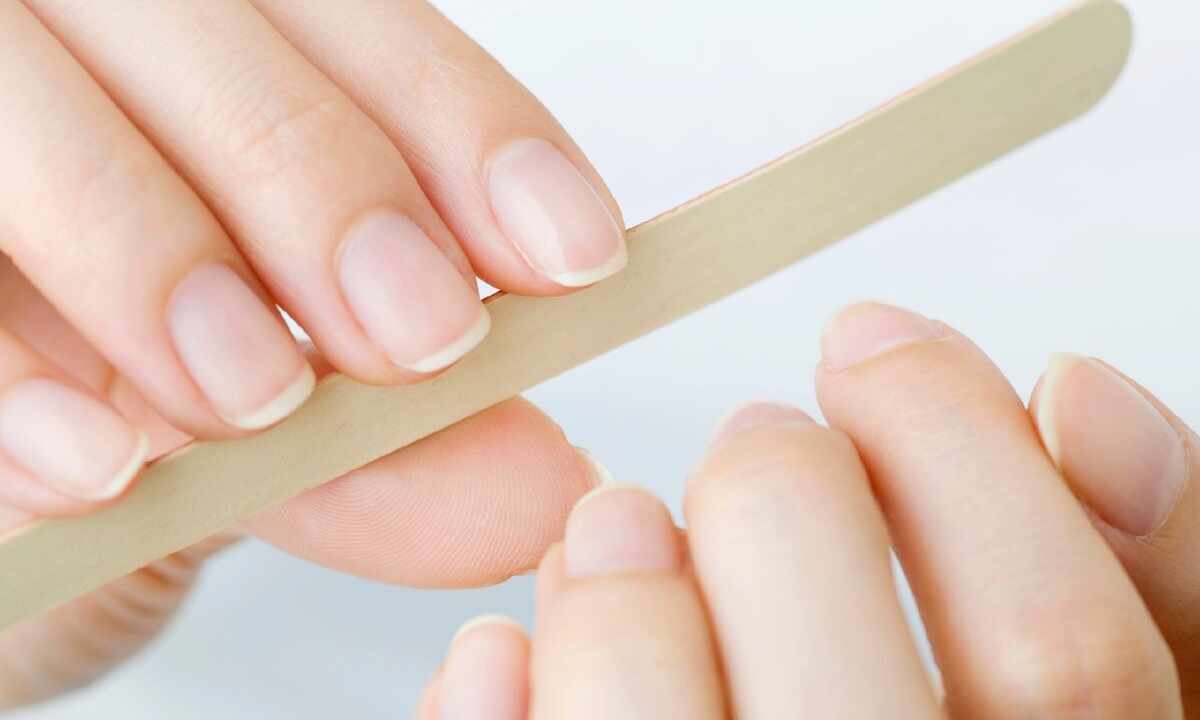 How to treat stratification of nails