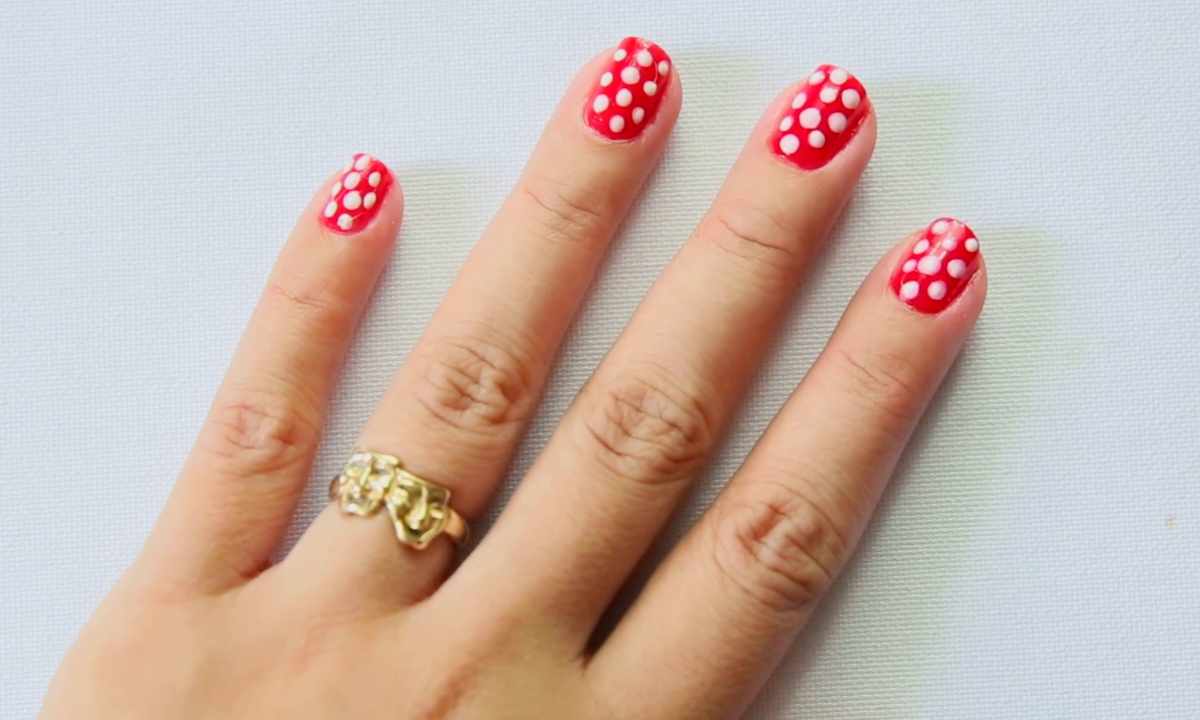 How to make beautiful drawings on nails