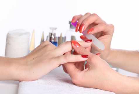 Basic rules of care for nails