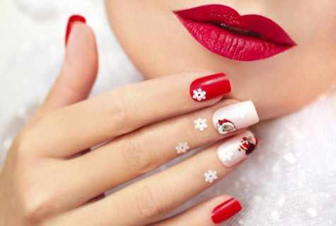 How to make up nails for New year