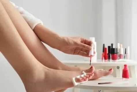 How to learn to do pedicure
