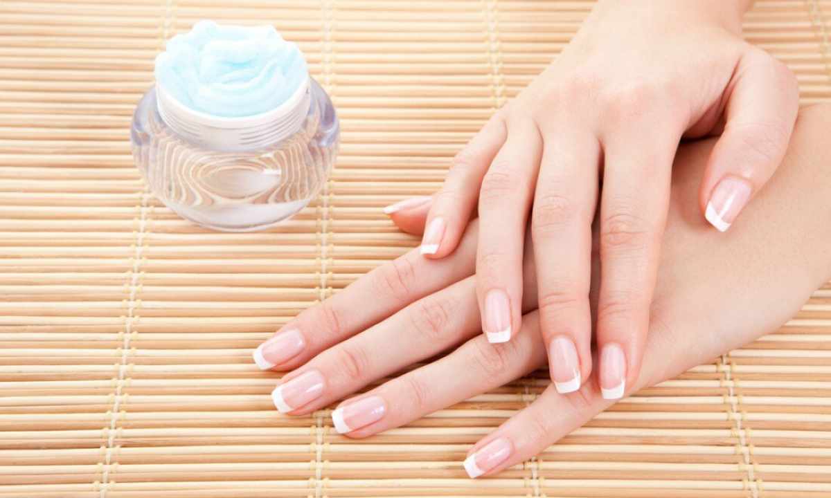 How to grow quickly nails on hands