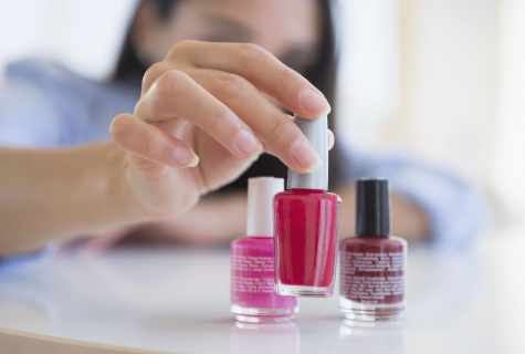 How to choose nail varnish