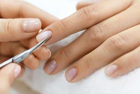 As it is correct to delete cuticles from nails