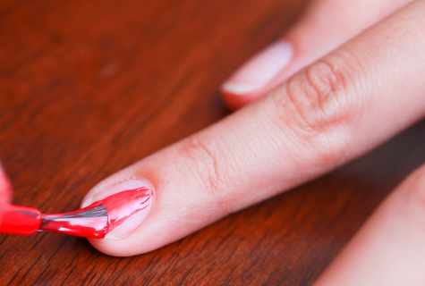 How to make that varnish on nails kept longer
