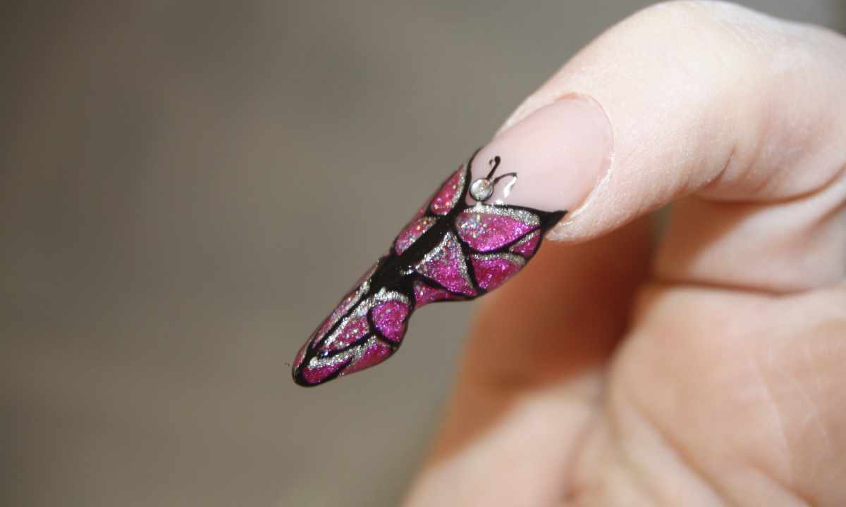 How to draw butterfly on nails