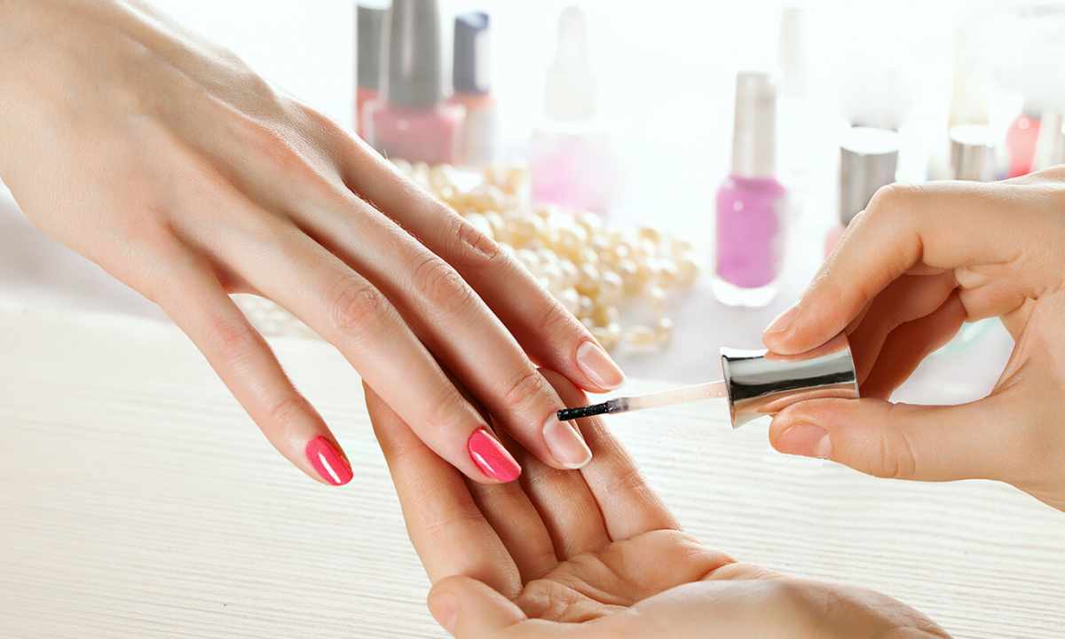 Good luck on nail tip or As the choice of design of manicure changes life