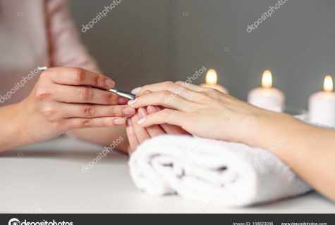 Rules of manicure in house conditions