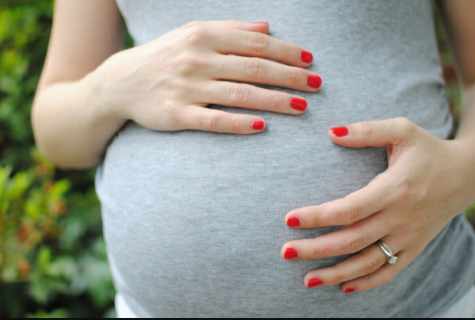 Whether it is possible to increase artificial nails at pregnancy