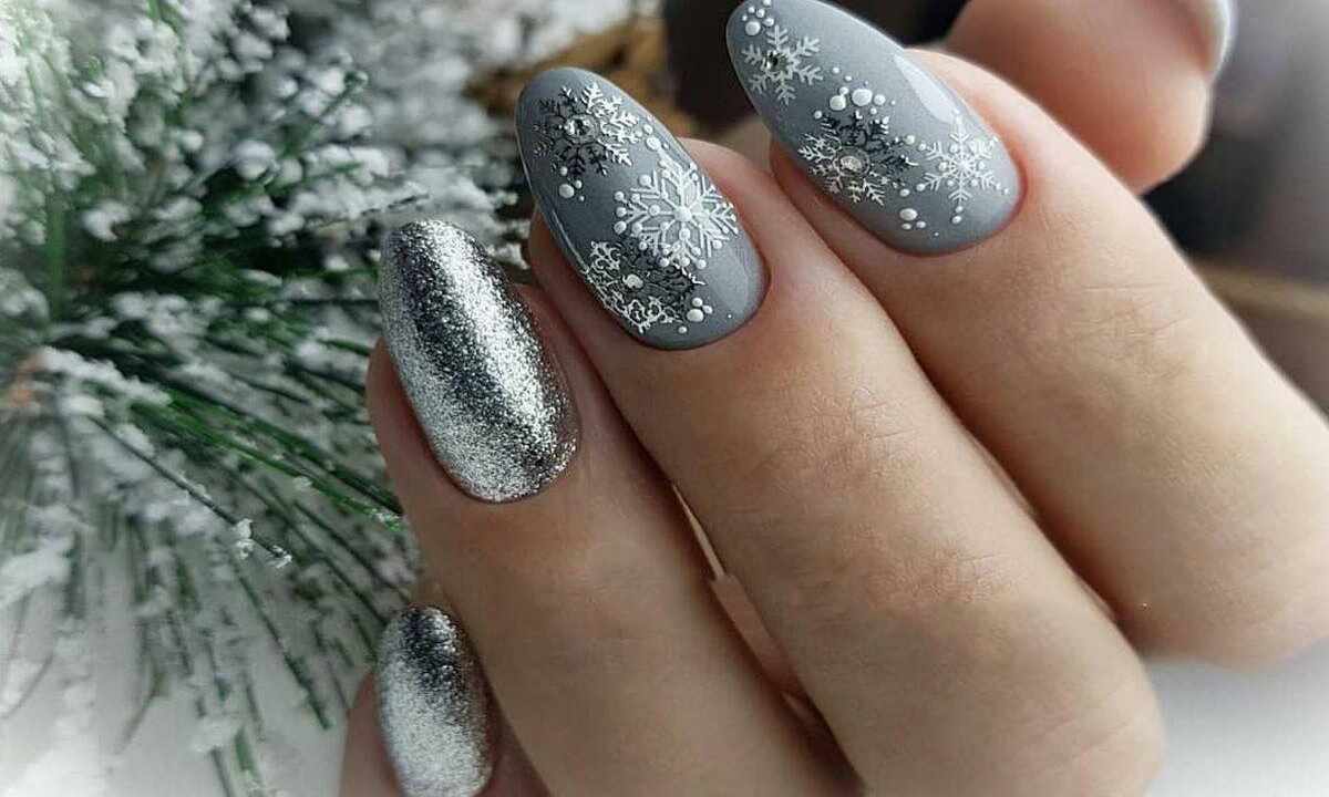 How to make winter manicure