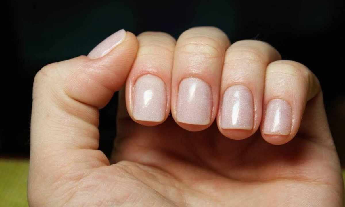 How to strengthen acrylic nails