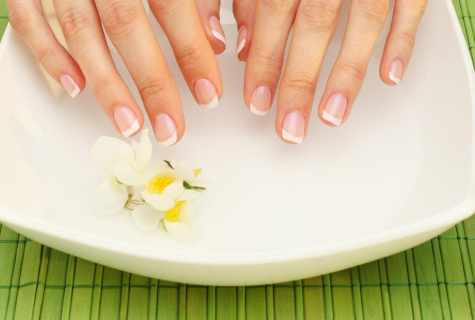 What to do if nails exfoliate? Councils and recipes