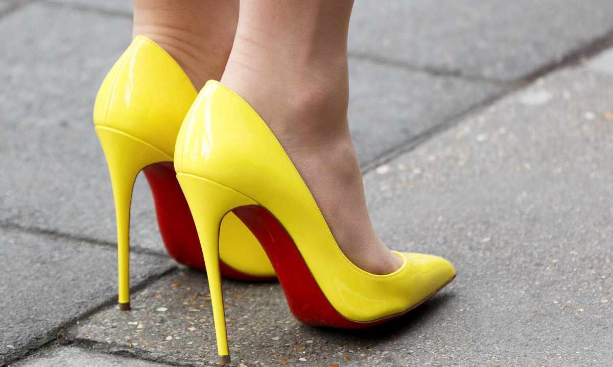 How to soften heels
