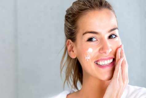 How to moisturize the dry skin