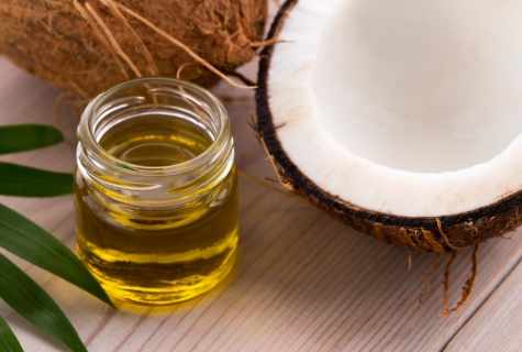 Advantage of coconut oil for appearance