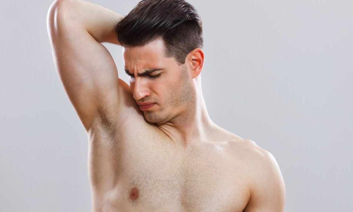 Whether men need to shave armpits