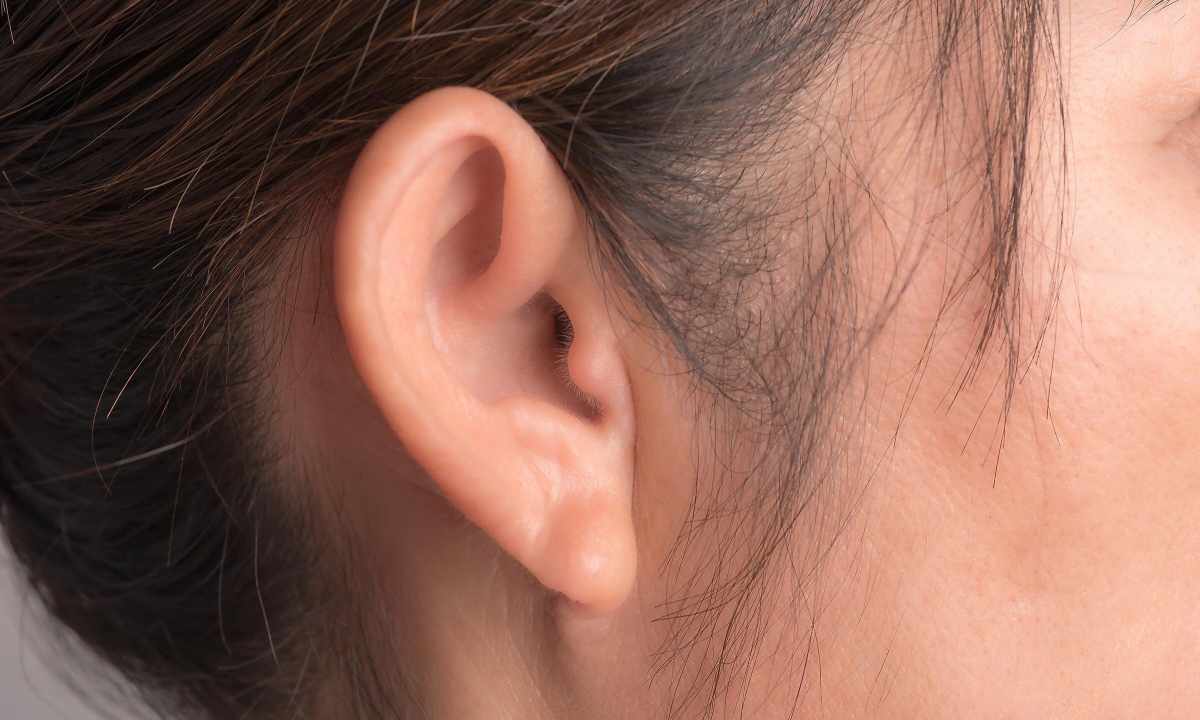 How to fix ears