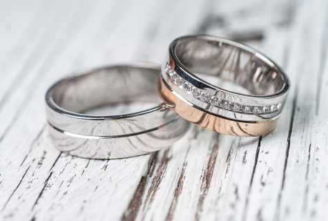 National signs about wedding rings