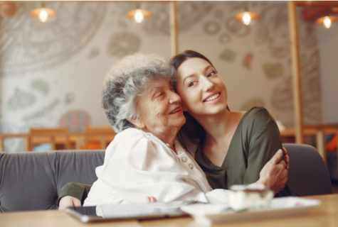 As it is correct to communicate with elderly parents