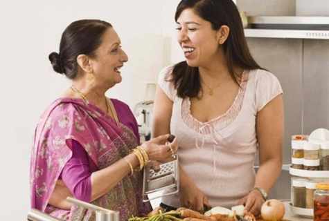 How to treat the mother-in-law