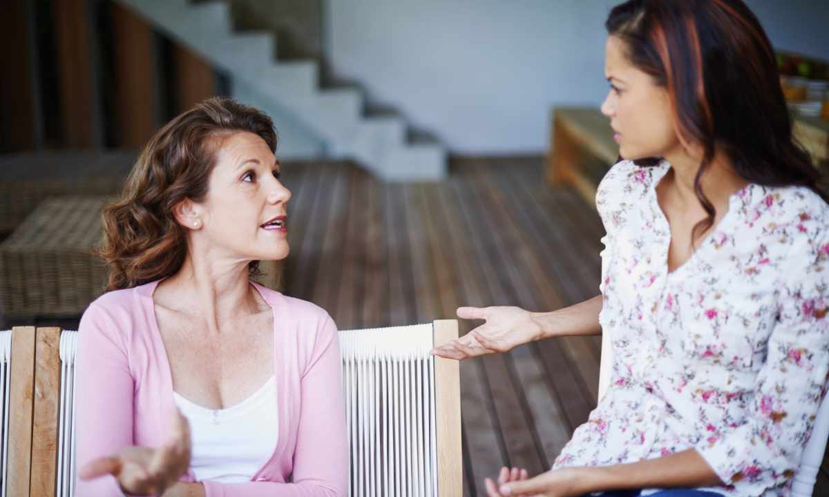 What to do if the daughter-in-law complains of the son