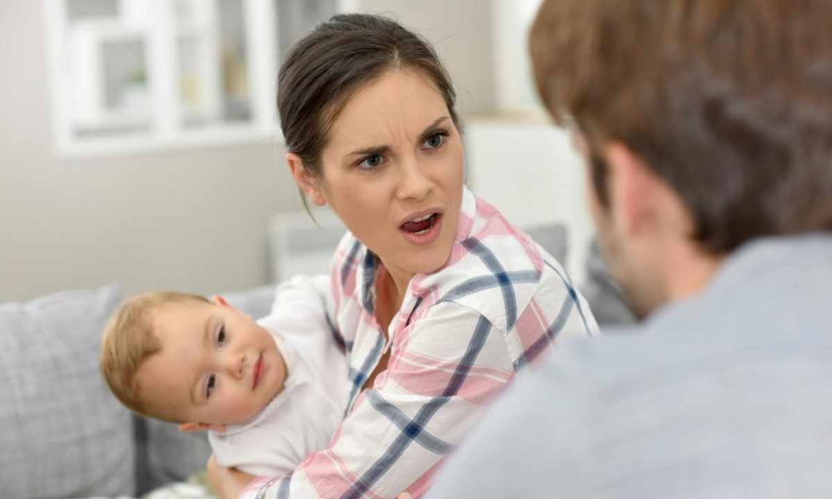 Difficulties in relationship of spouses after the child's birth