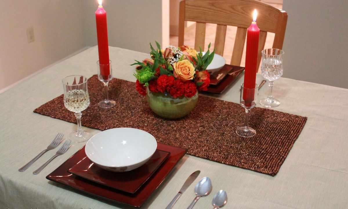 How to make a romantic dinner of the house