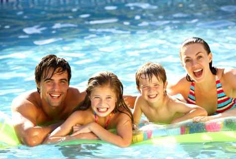 How to have a rest in the pool family