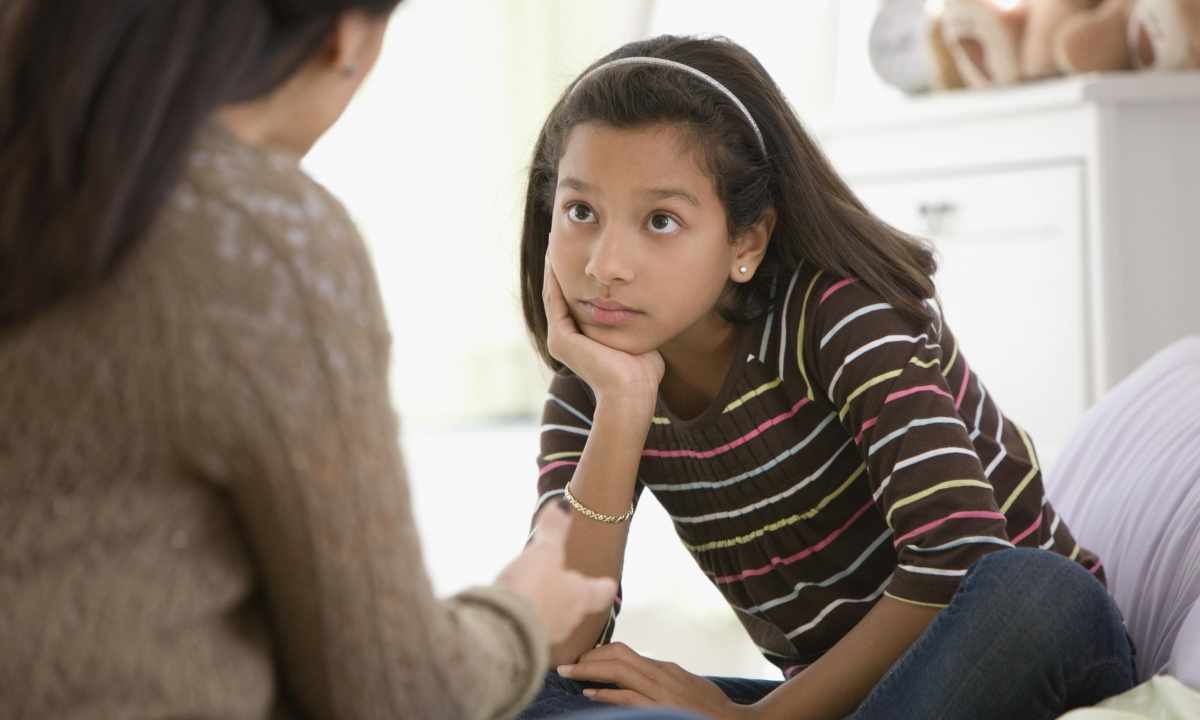 How to help the daughter after parting - council for mother