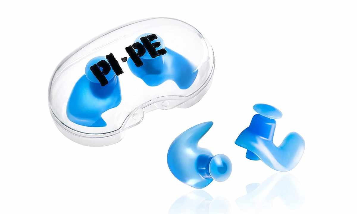 How to choose earplugs for swimming