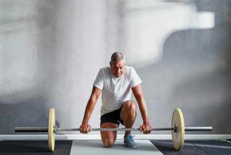 Whether occupations weightlifting affect human height