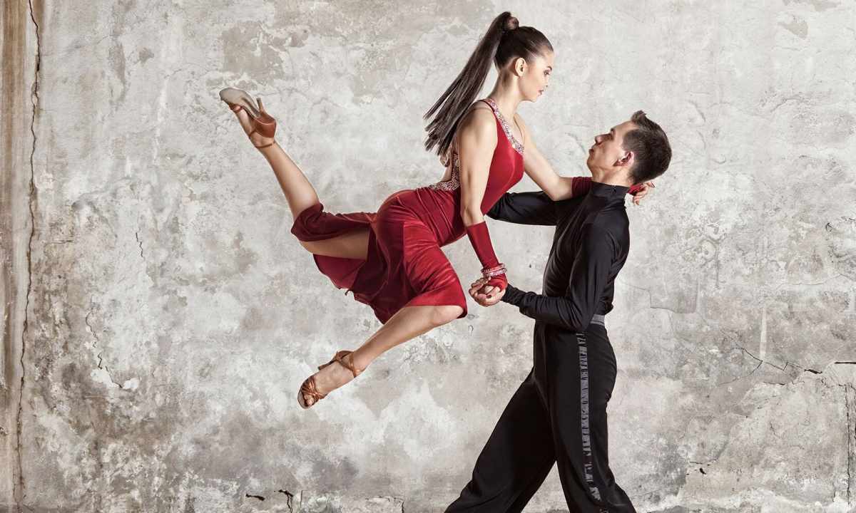 How to learn to dance pair dances
