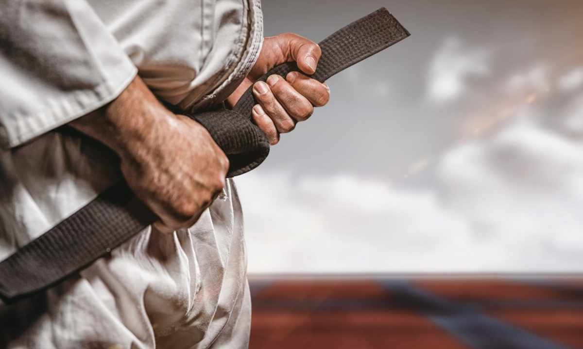 How to learn to be tightened to the belt