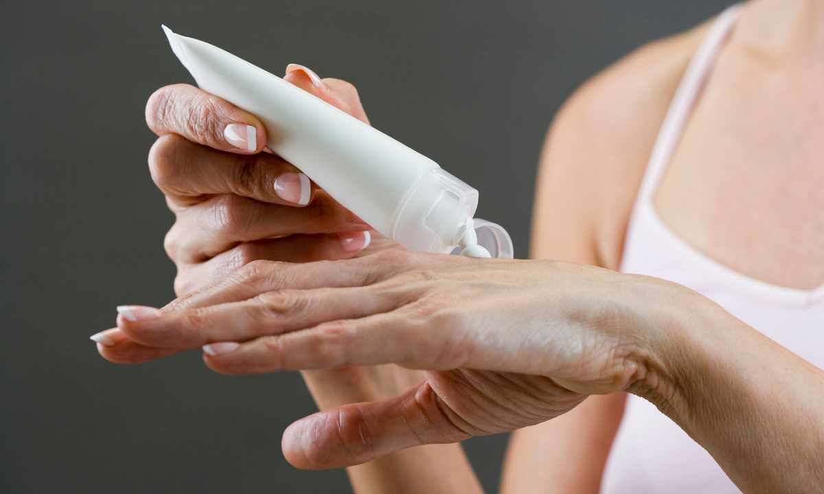 How to take away the drooped skin on hands