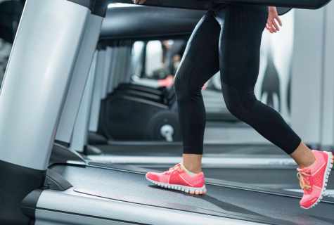 How to choose sneakers for fitness classes