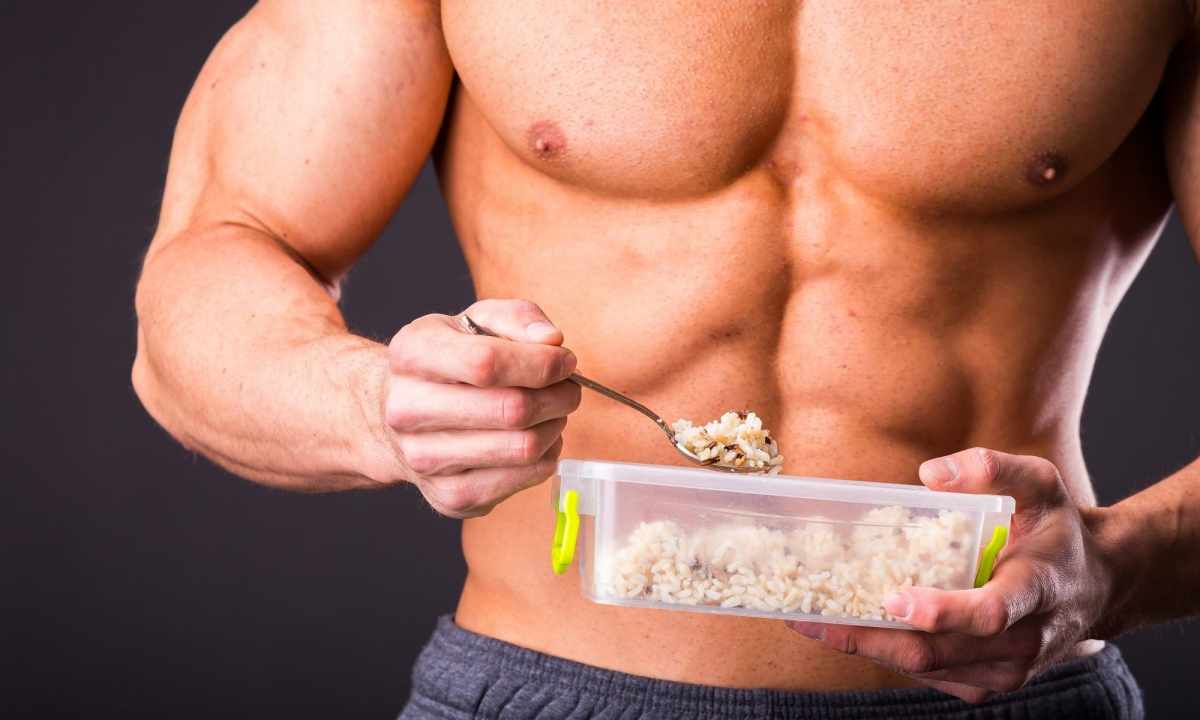 Sports food for the set of muscle bulk