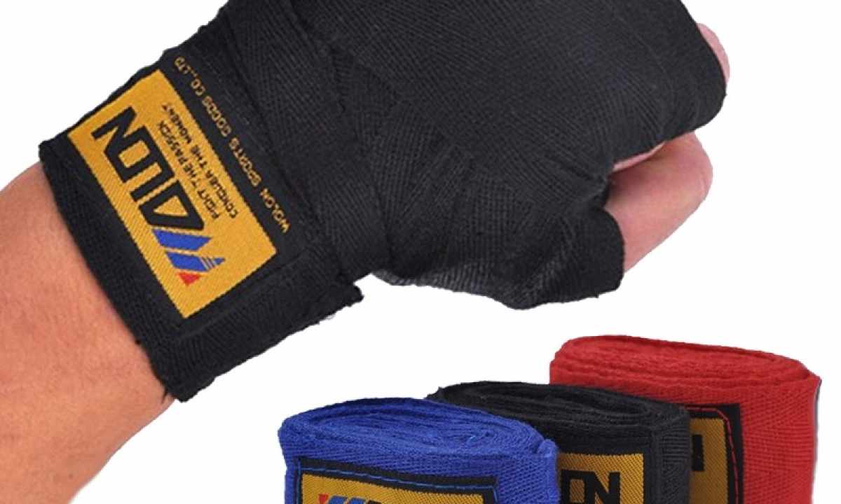 How to roll up bandage for boxing