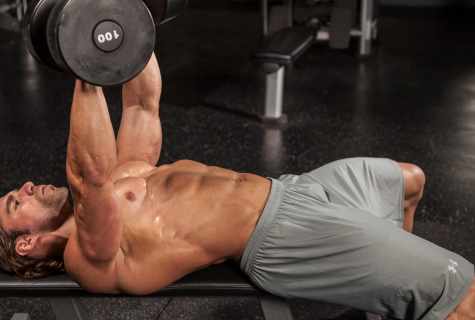 How to pump up pectoral muscles and the press