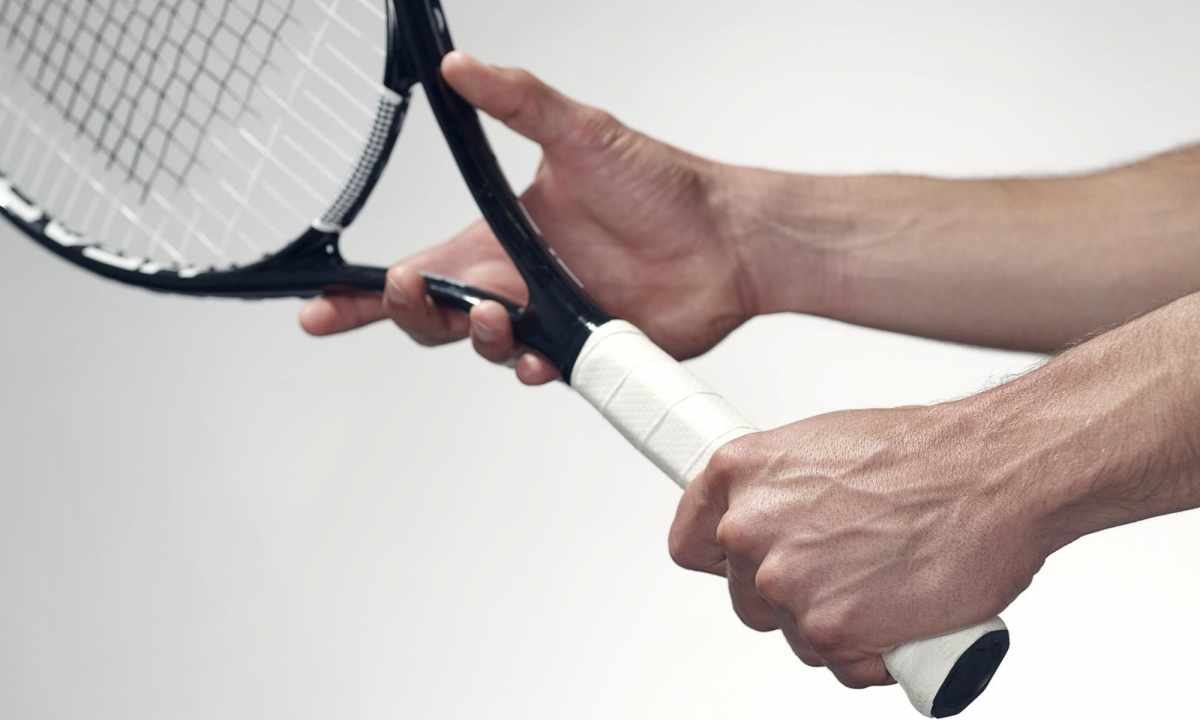 How to choose the professional racket for big tennis