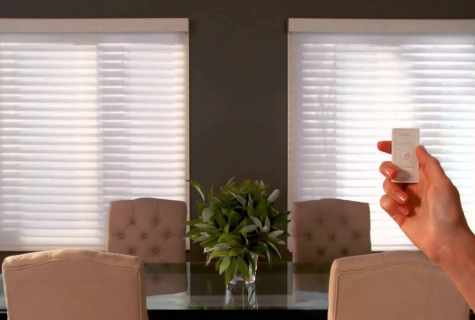 How to pick up blinds