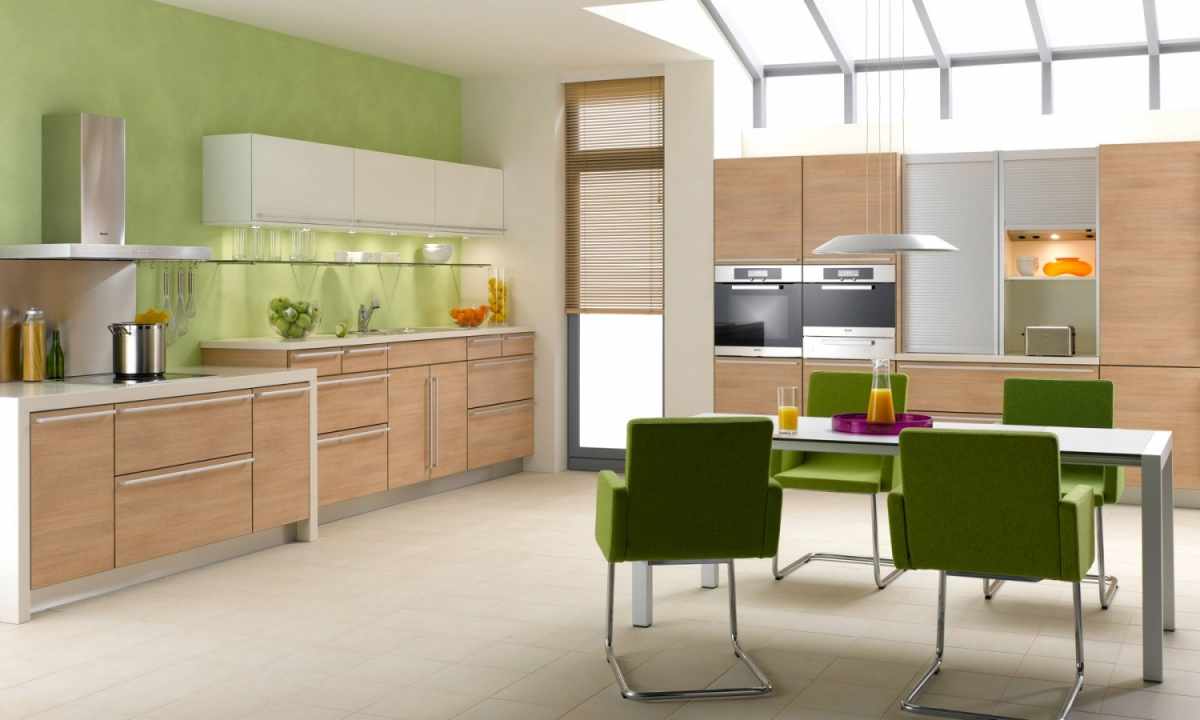 We choose wall-paper for future kitchen