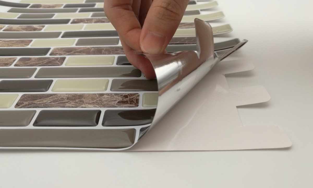 Repair quickly: self-adhesive tile of PVC