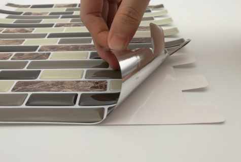 Repair quickly: self-adhesive tile of PVC