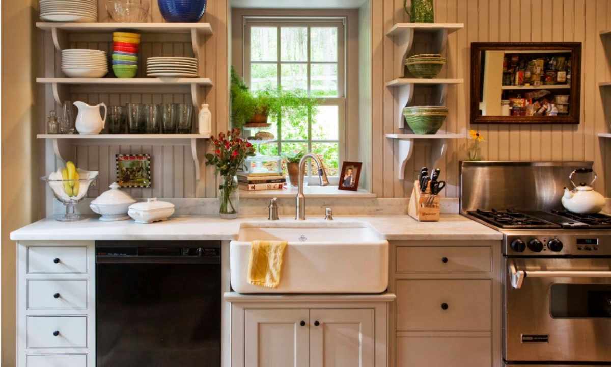 How to place furniture in small kitchen