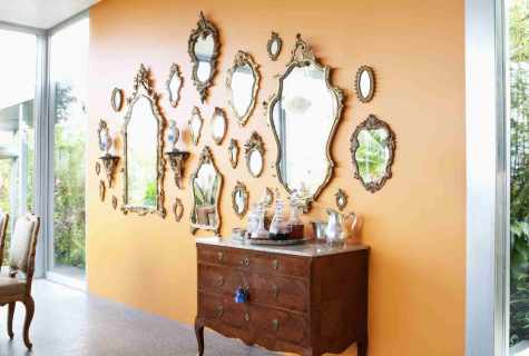 How to hang up mirror on feng shui