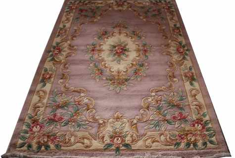 Plinth for carpet: features of baguettes for carpet