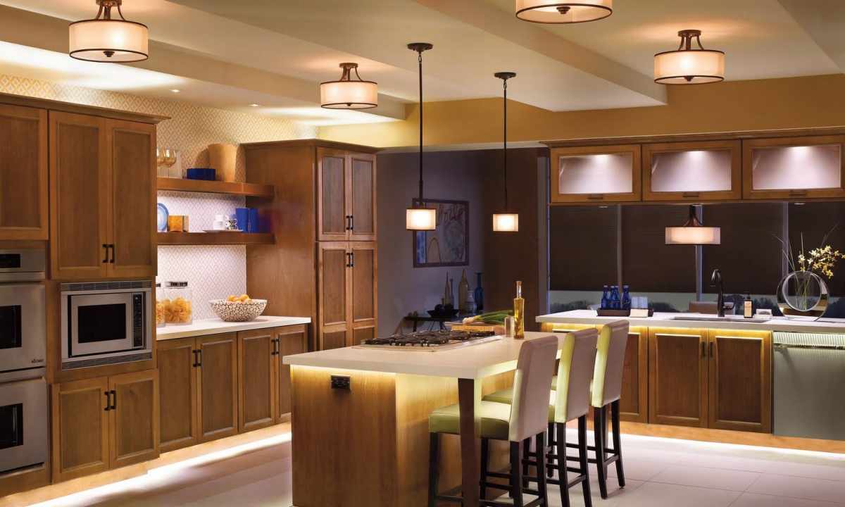 How to choose surface mounted luminaire on kitchen