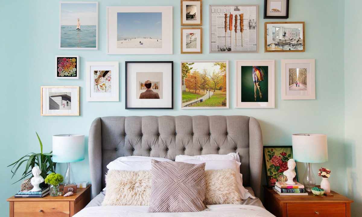 How to decorate wall by means of tree pieces?