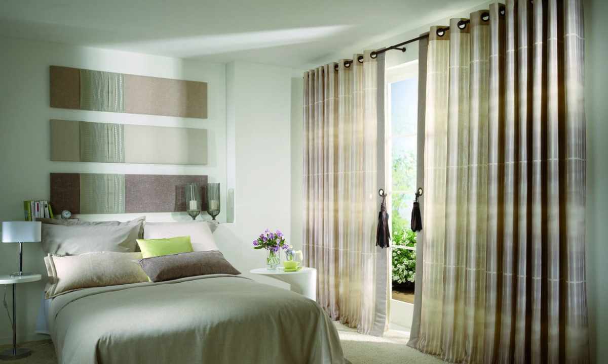 The choice of curtains for the bedroom: help and recommendations